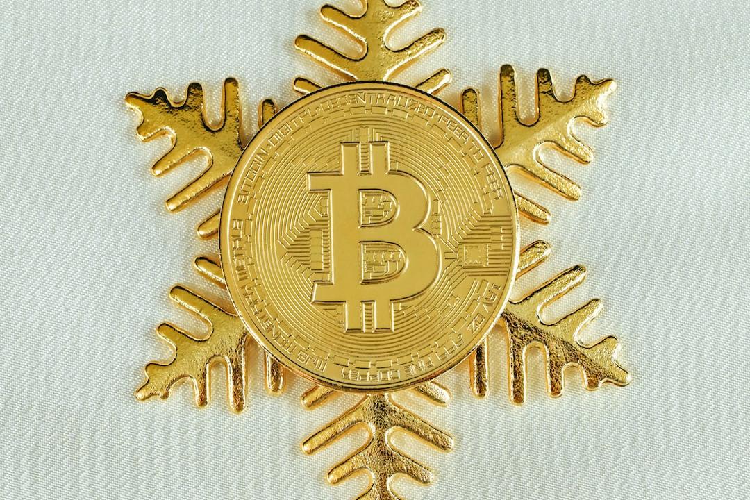 特朗普达成中美关税协议后，比特币价格为何出现下跌